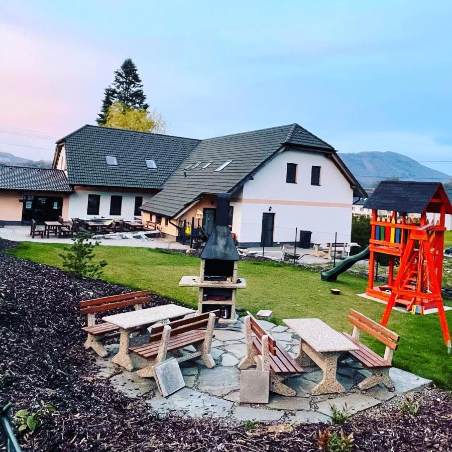 Hospůdka a Ubytování U Mitucha Zenklava Exterior foto